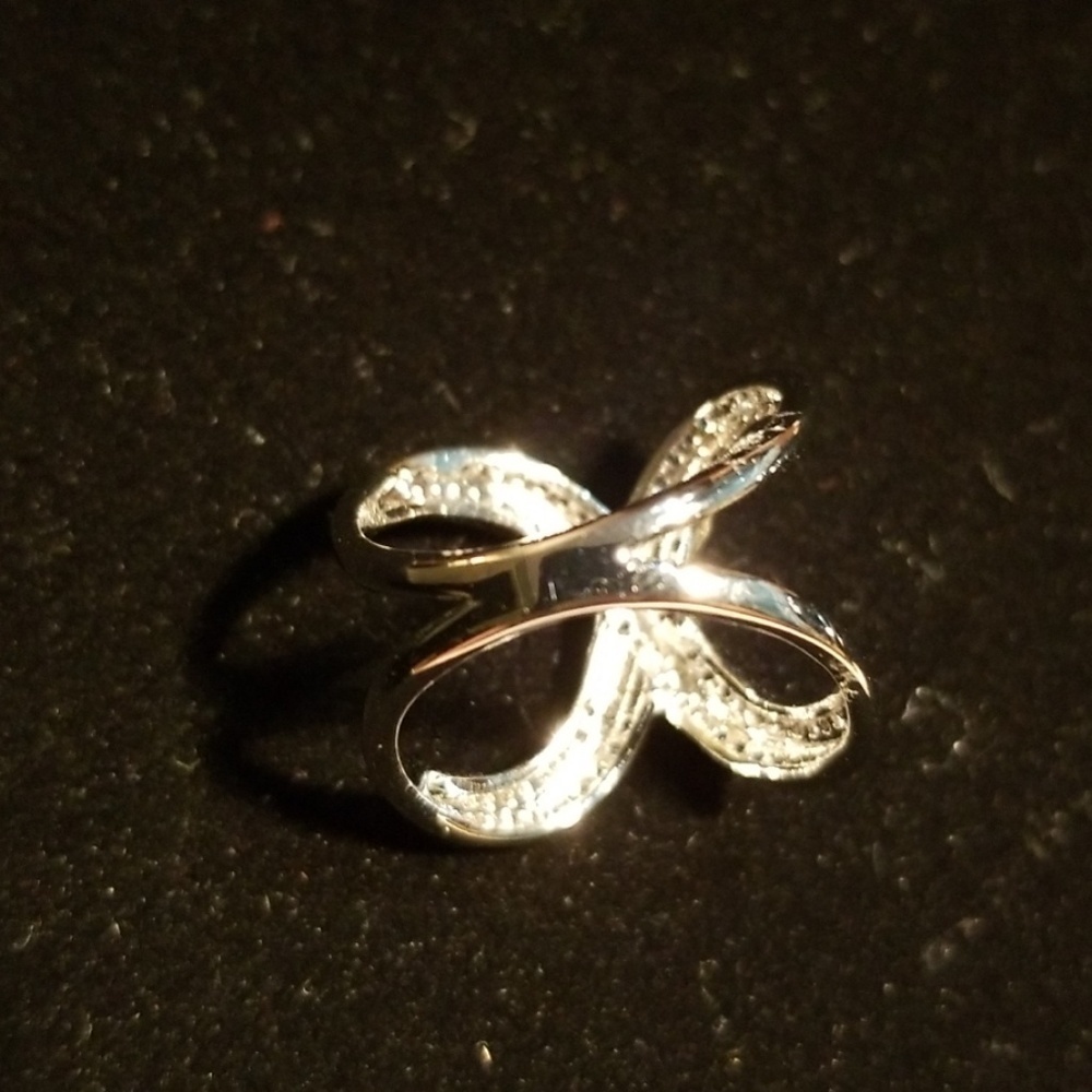 Cubic Zirconium Ring - Picture 3 of 5